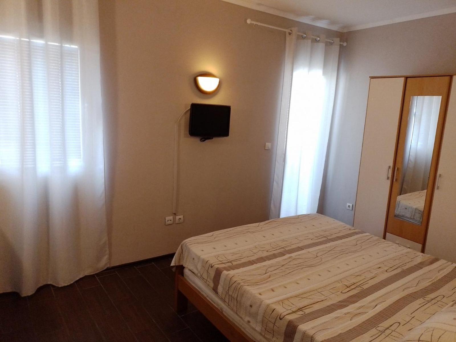 Apartments Grubor Budva Luaran gambar