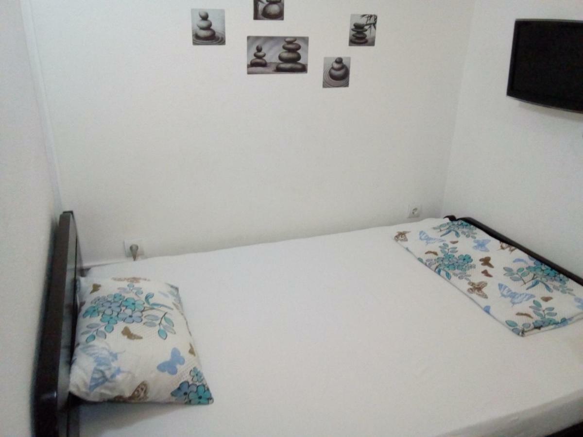 Apartments Grubor Budva Luaran gambar